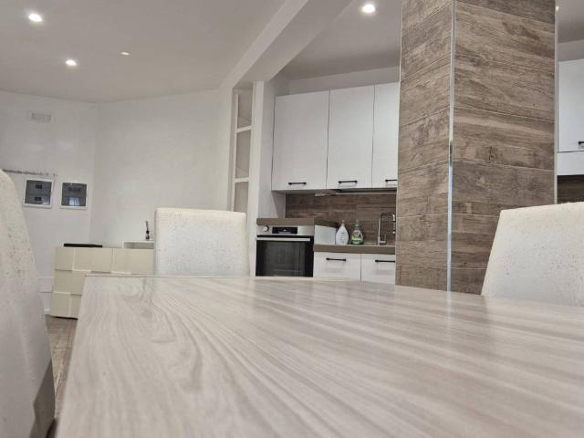 Appartamento in vendita a Costa Caselle, Roma Capitale