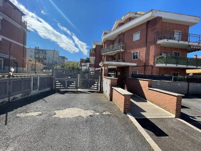 Appartamento in vendita a Roma Capitale, Lazio