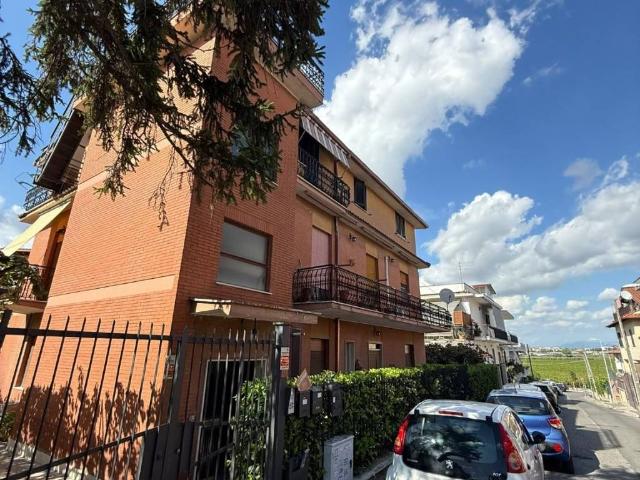 Appartamento in vendita a Roma Capitale, Lazio