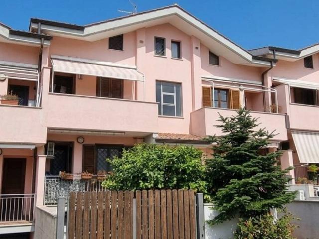 Appartamento in vendita a Castelluccia, Roma Capitale