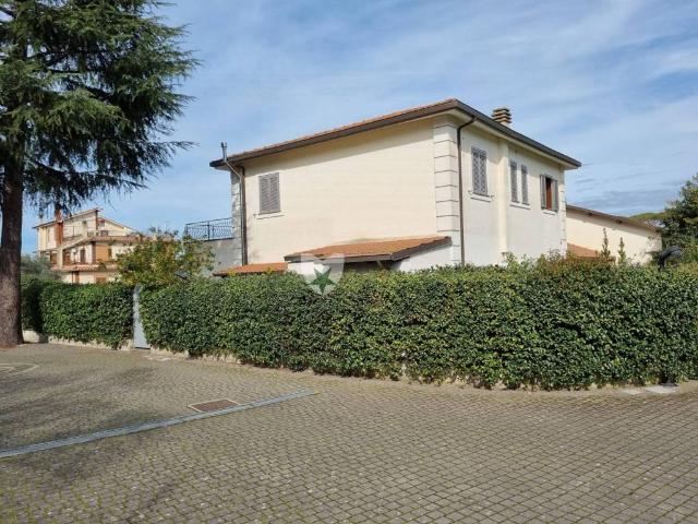 Appartamento in vendita a Roma Capitale, Lazio
