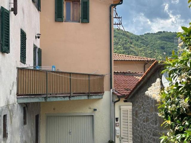 Appartamento in vendita a Alteto, Marliana