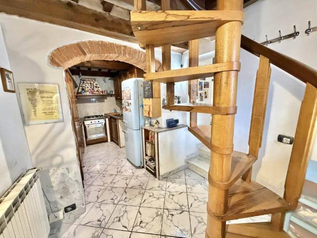 Appartamento in vendita a Montagnana, Marliana