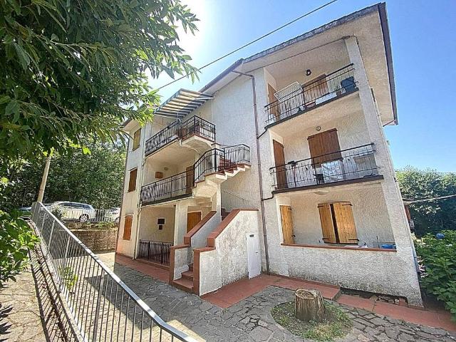 Appartamento in vendita a Marliana, Toscana
