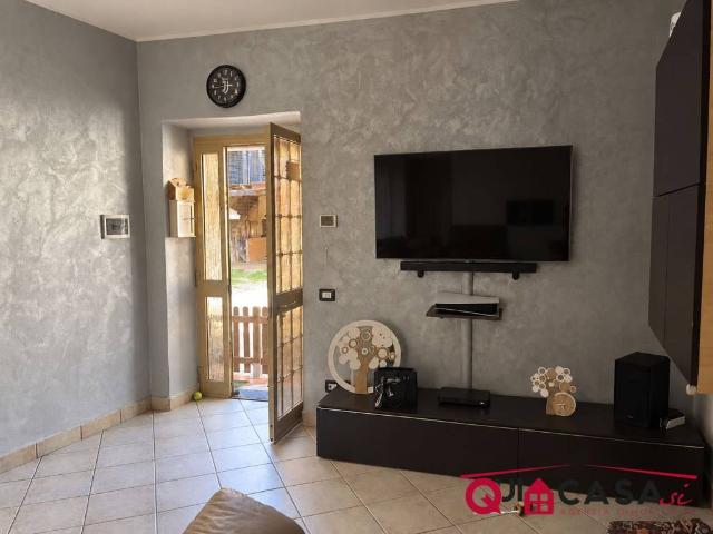 Appartamento in vendita a Nizzolina, Marnate