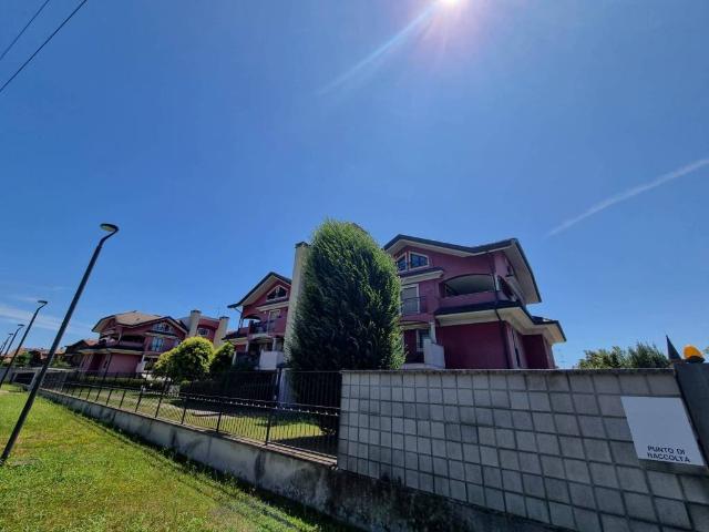 Appartamento in vendita a Nizzolina, Marnate