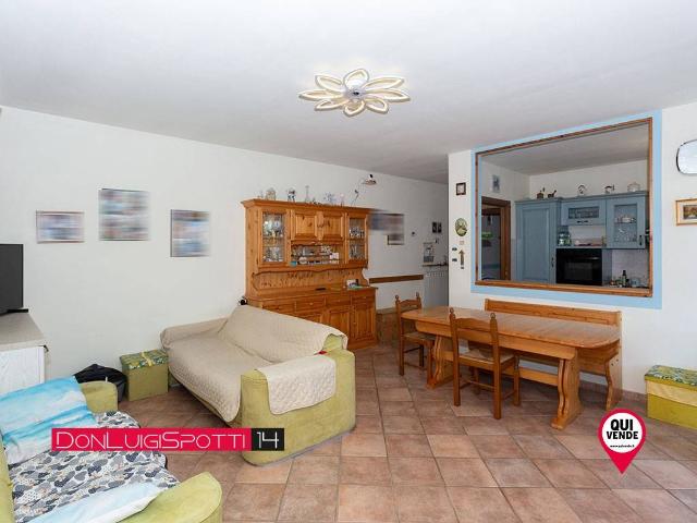 Appartamento in vendita a Nizzolina, Marnate