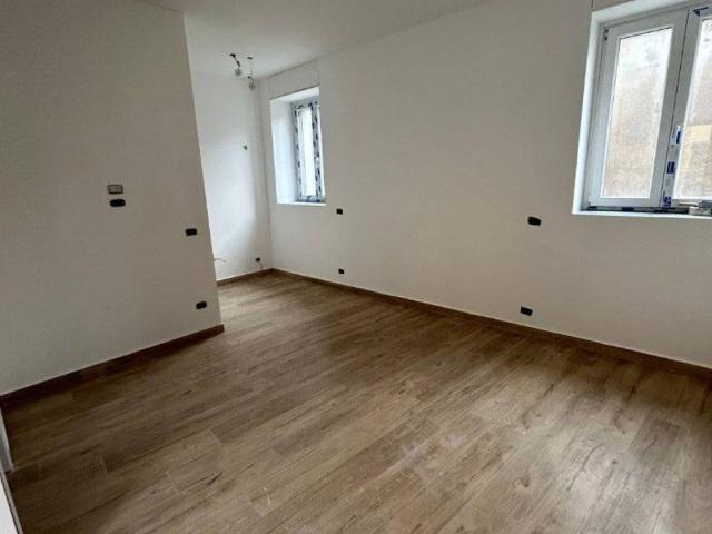 Appartamento in vendita a Nizzolina, Marnate
