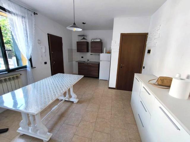 Appartamento in vendita a Nizzolina, Marnate