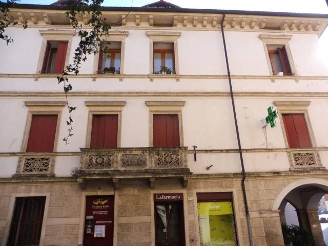 Appartamento in vendita a Marostica, Veneto