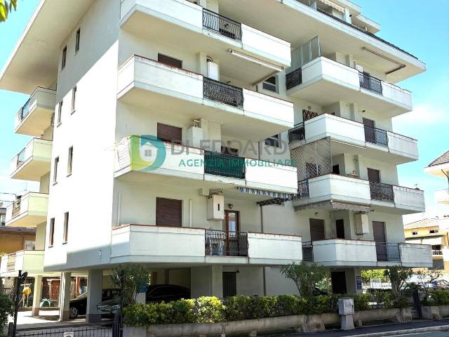 Appartamento in vendita a Unione dei Comuni della Val Vibrata, Martinsicuro