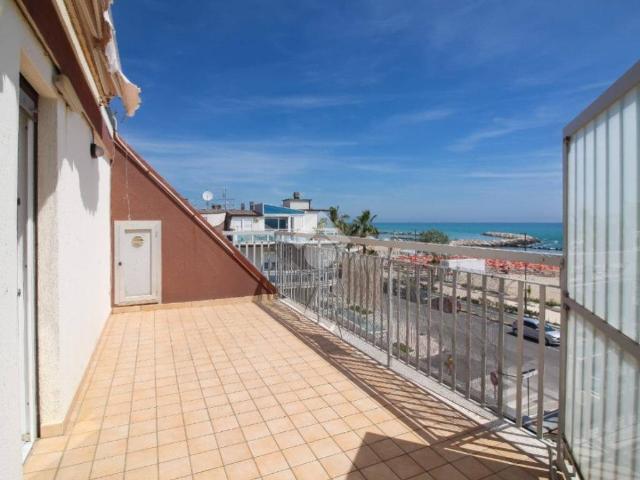 Appartamento in vendita a Martinsicuro, Teramo