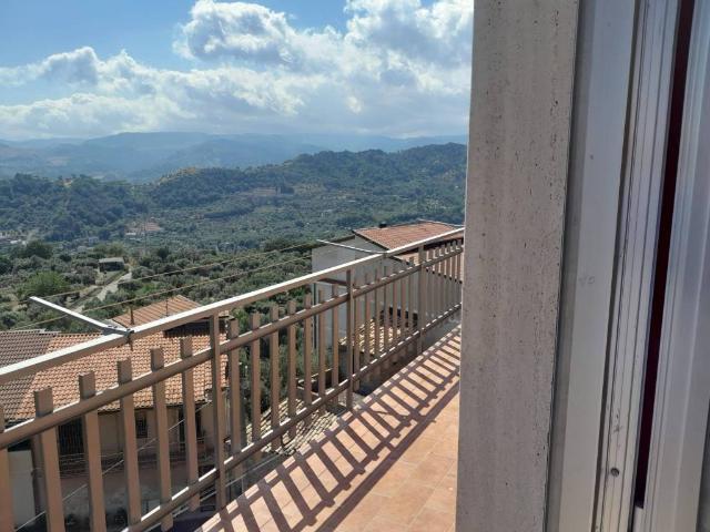 Appartamento in vendita a Calabria, Reggio Calabria