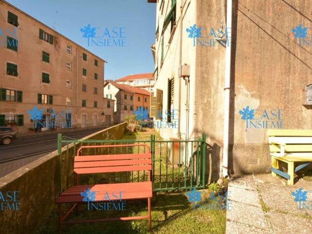 Appartamento in vendita a Masone, Liguria