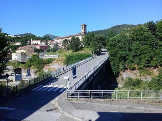 Appartamento in vendita a Masone, Liguria