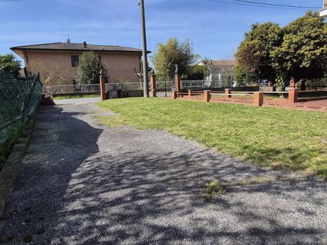 Appartamento in vendita a Quercioli, Marina Di Massa