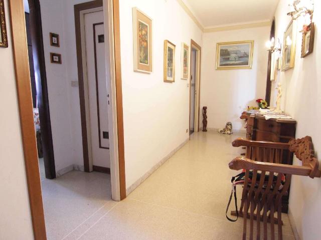 Appartamento in vendita a San Carlo, Marina Di Massa