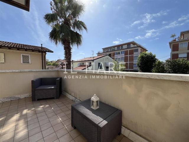 Appartamento in vendita a San Carlo, Marina Di Massa