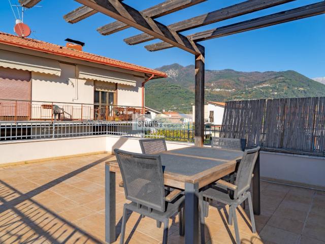 Appartamento in vendita a Marina Di Massa, Toscana