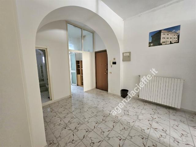 Appartamento in vendita a San Carlo, Marina Di Massa
