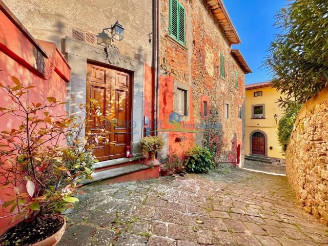 Appartamento in vendita a Le Molina, Massa E Cozzile