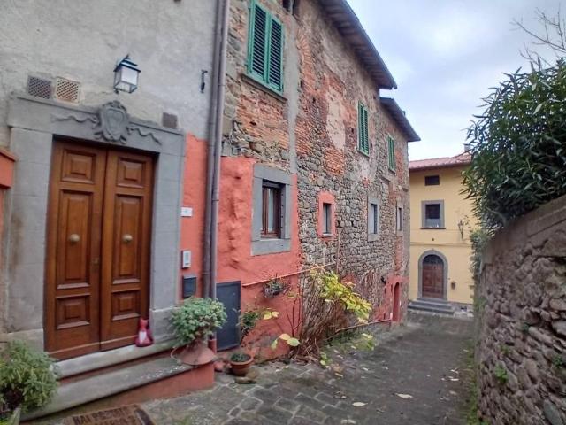 Appartamento in vendita a Massa e Cozzile, Massa E Cozzile