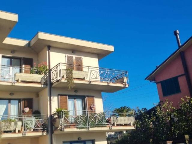 Appartamento in vendita a Massa e Cozzile, Margine Coperta