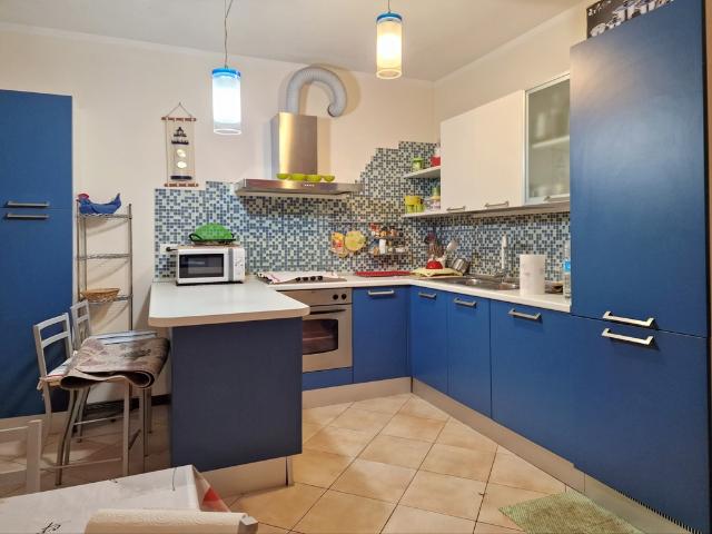 Appartamento in vendita a Marina di Massa, Marina Di Massa