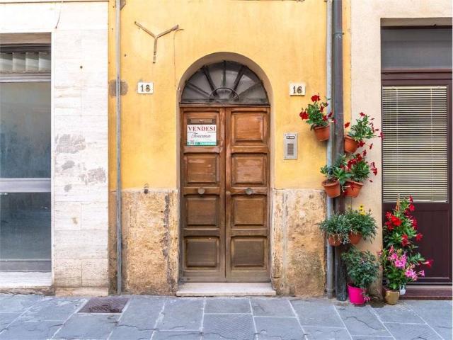 Appartamento in vendita a Massa Marittima, Toscana