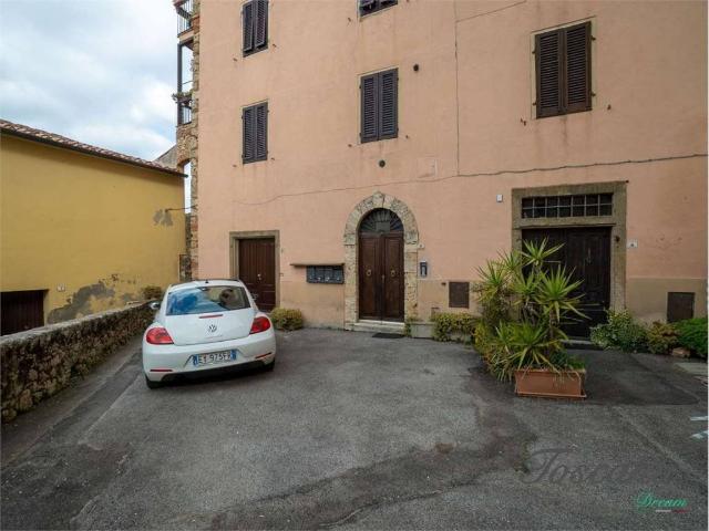 Appartamento in vendita a Massa Marittima, Toscana
