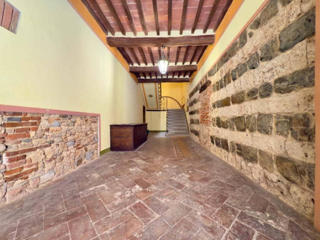 Appartamento in vendita a Città Nuova, Massa Marittima