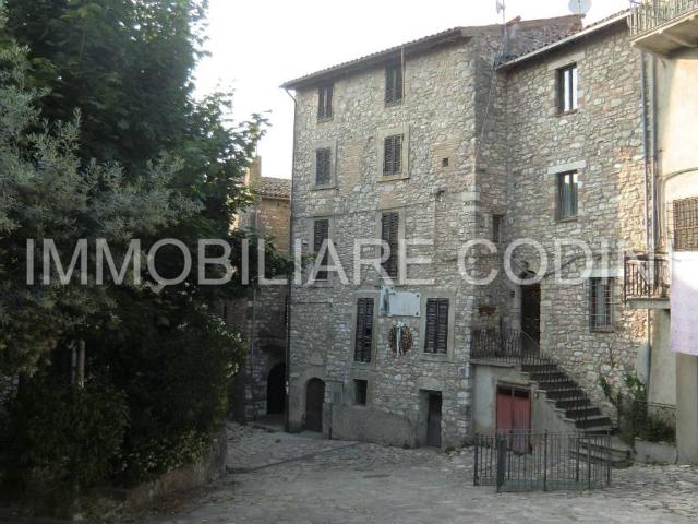 Appartamento in vendita a Colpetrazzo, Umbria