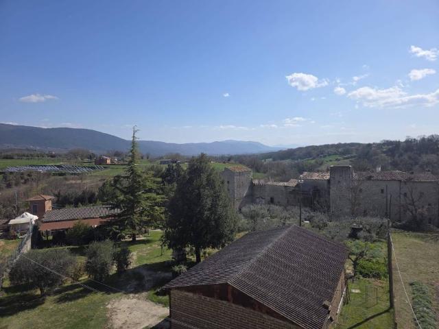 Appartamento in vendita a Colpetrazzo, Umbria