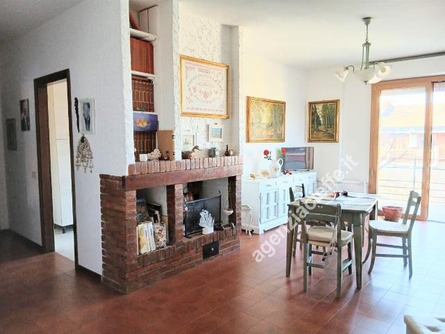 Appartamento in vendita a Camponelli, Marina Di Massa