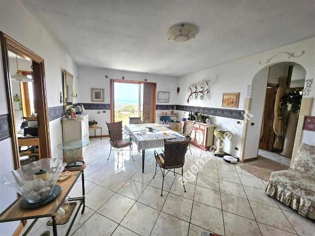 Appartamento in vendita a San Carlo, Marina Di Massa