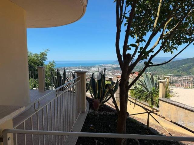 Appartamento in vendita a San Carlo, Marina Di Massa