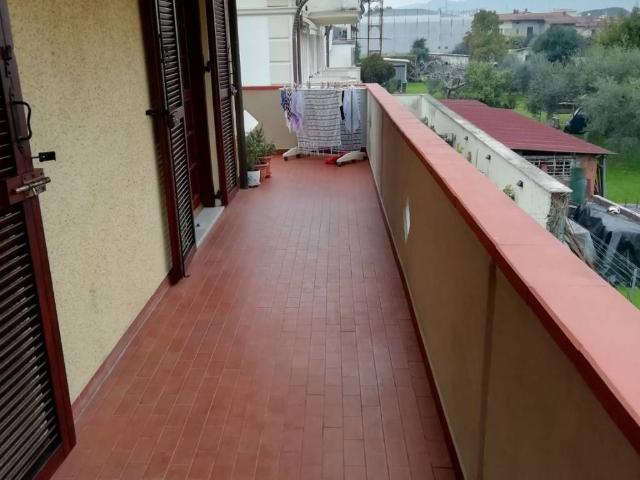 Appartamento in vendita a Quercioli, Marina Di Massa