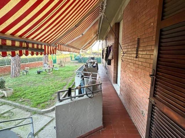Appartamento in vendita a Marina Di Massa, Toscana