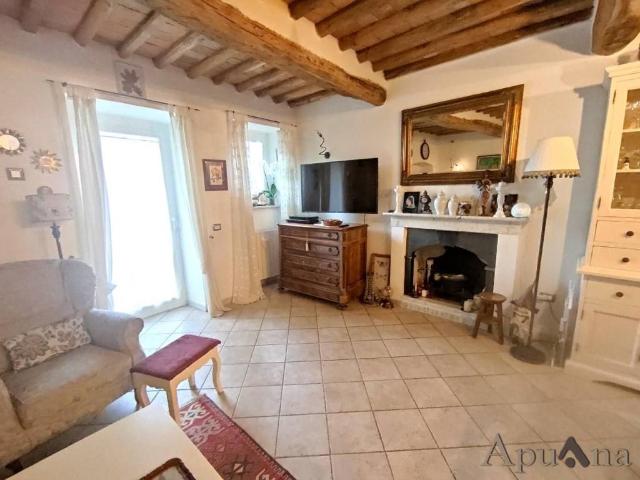 Appartamento in vendita a San Carlo, Marina Di Massa