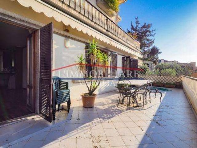 Appartamento in vendita a San Carlo, Marina Di Massa
