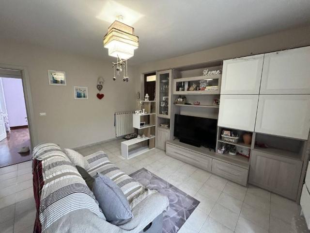 Appartamento in vendita a Poggiolo, Marina Di Massa