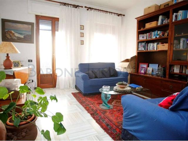 Appartamento in vendita a Mirteto, Massa