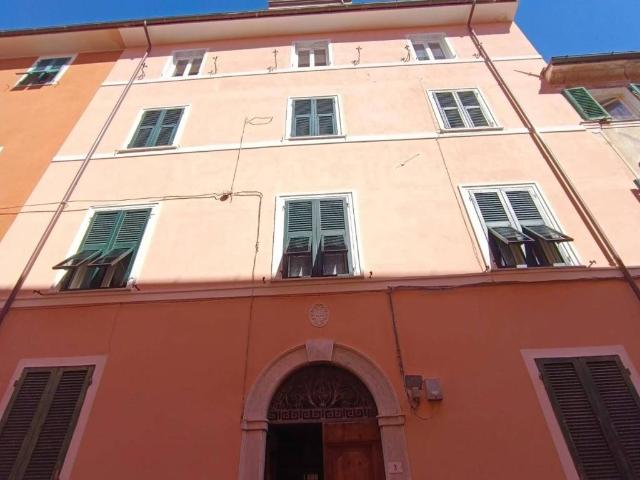 Appartamento in vendita a San Carlo, Marina Di Massa