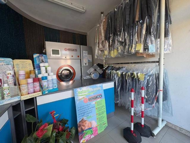 Appartamento in vendita a Remola, Marina Di Massa