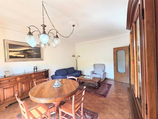 Appartamento in vendita a San Carlo, Marina Di Massa