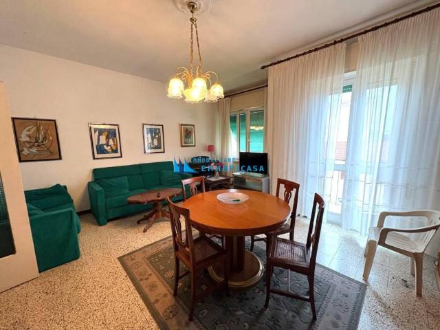 Appartamento in vendita a Marina Di Massa, Toscana