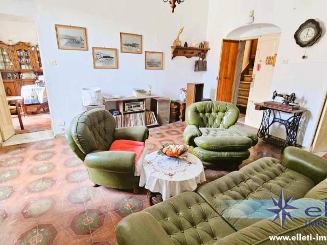 Appartamento in vendita a San Carlo, Marina Di Massa