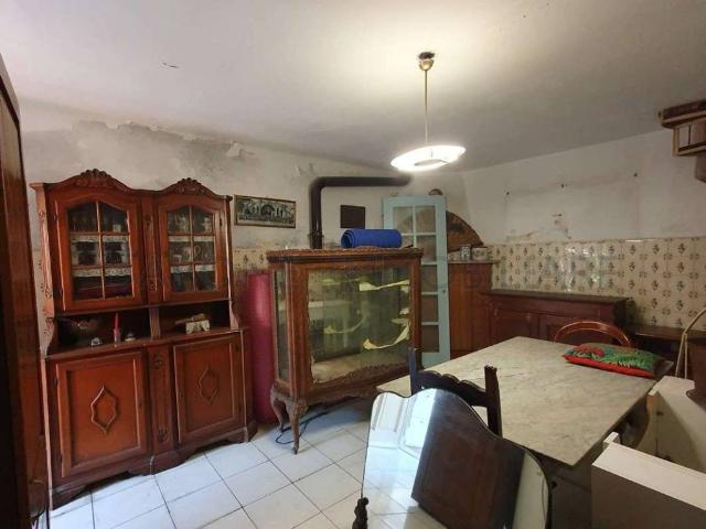 Appartamento in vendita a Quercioli, Marina Di Massa