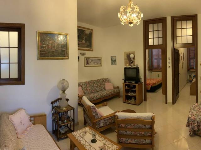 Appartamento in vendita a San Carlo, Marina Di Massa
