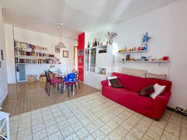 Appartamento in vendita a Camponelli, Marina Di Massa